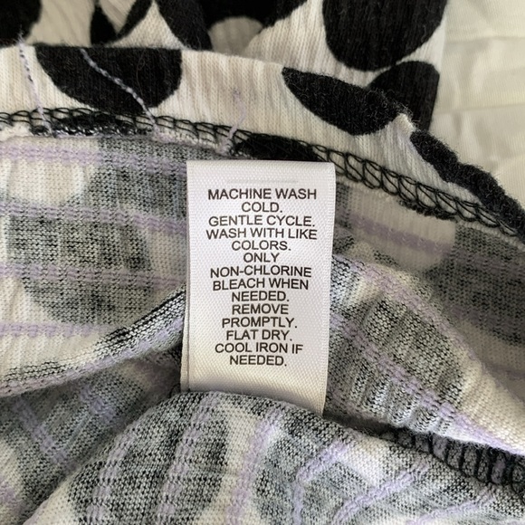 CATO Women’s‎ Top Off Shoulder Blk/Wht Daisy Peasant Balloon 3/4 Sleeves 18/20W - Picture 9 of 16